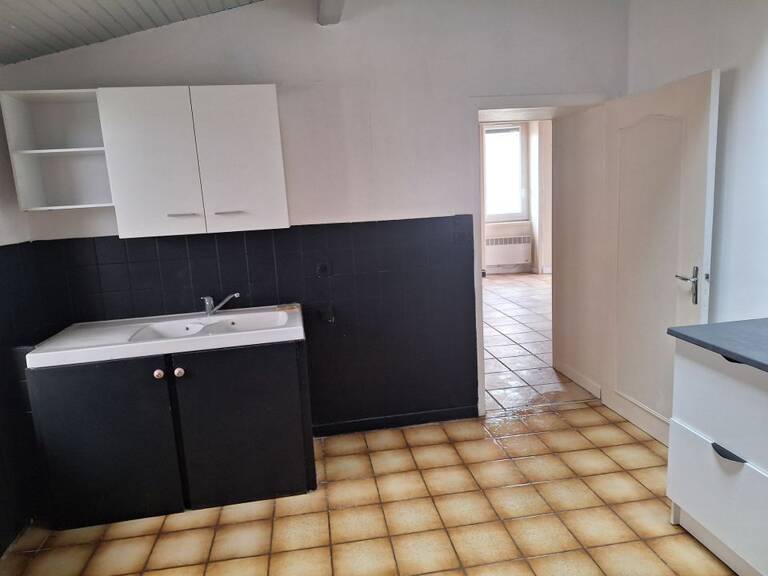 Maison de 80m2 à louer sur Saint-Bonnet-sur-Gironde — photo 1