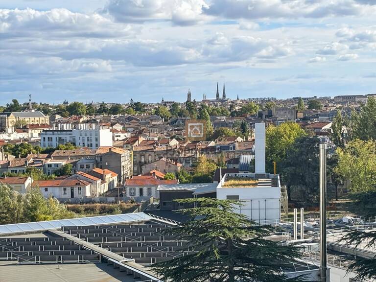 Ensemble de deux appartements situés sur le même palier, offrant au total 6 chambres avec balcon — photo 1