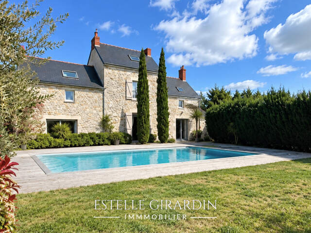 Maison en pierre avec piscine - Le Temple-de-Bretagne — photo du bien