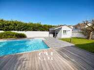 Maison contemporaine de plain-pied avec piscine 180 m2 Bruges Grand Darnal — photo 3