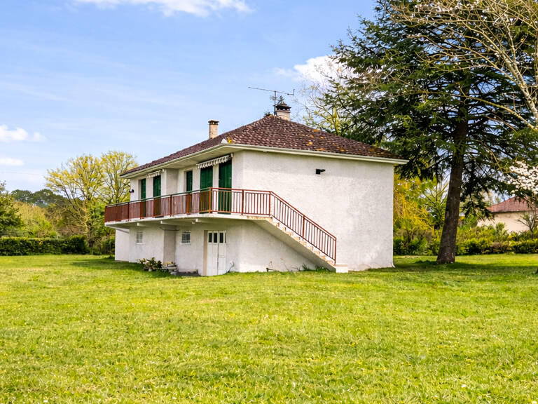 Masclat (46350): Maison 110m², 5 pièces, 2 chambres, 1 bureau, avec fort potentiel d'agrandissement, jardin arboré de près de 7000m² — photo 1
