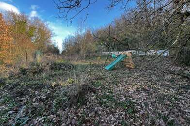 Terrain  299900 €