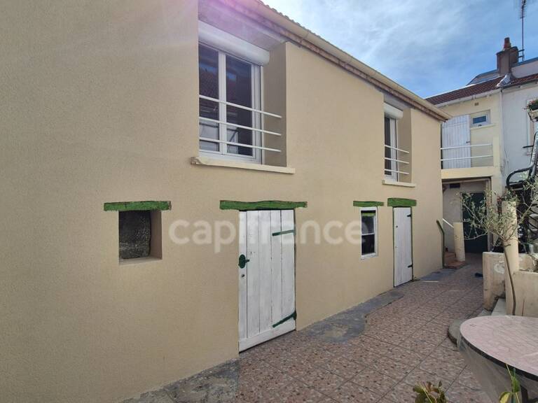 Appartement à vendre 2 pièces  (91)  ÉTAMPES – SAINT-PIERRE – APPARTEMENT ATYPIQUE AVEC TERRASSE ET CAVES — photo 1