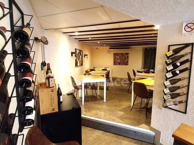 CLERMONT FERRAND (63) A vendre fonds de commerce Bar Restaurant Gourmand — photo du bien