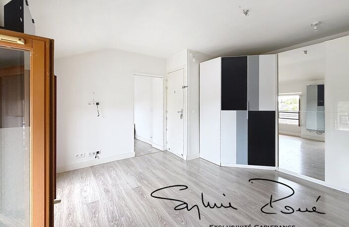 Appartement à vendre 2-3 pièces FEUCHEROLLES (78) — photo 5