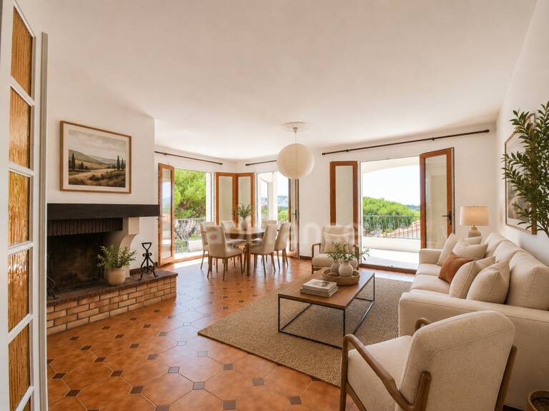 CANET-EN-ROUSSILLON – Villa 215 m² – 5 chambres – 2 espaces de vie – Jardin – Terrasses – Garage — photo 1