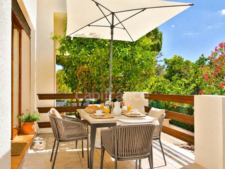 CANET-EN-ROUSSILLON – Villa 215 m² – 5 chambres – 2 espaces de vie – Jardin – Terrasses – Garage — photo 1