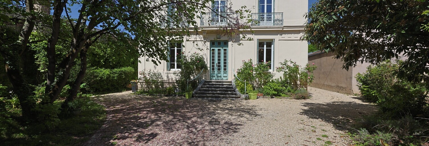 Maison 14 Pièces 370 m² à vendre à Bourg-en-Bresse (01000)