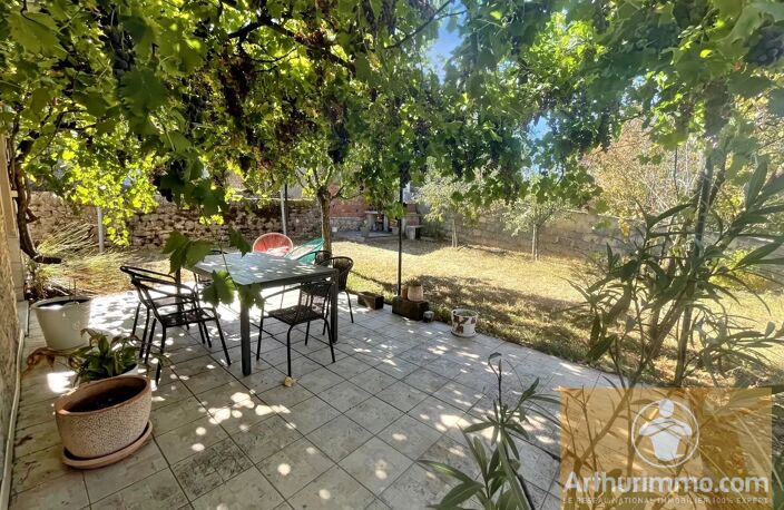 VILLA RÉNOVÉE À NEUF AVEC JARDIN ET POSSIBILITÉ DE STUDIO — photo 2