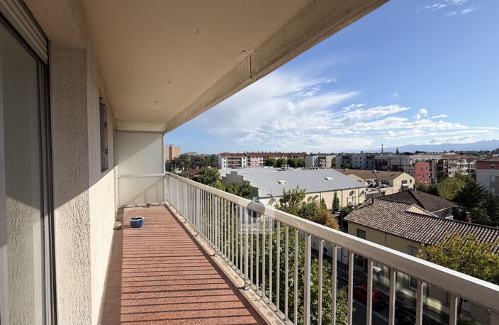 Appartement lumineux au 5eme étage avec ascenseur — photo 3