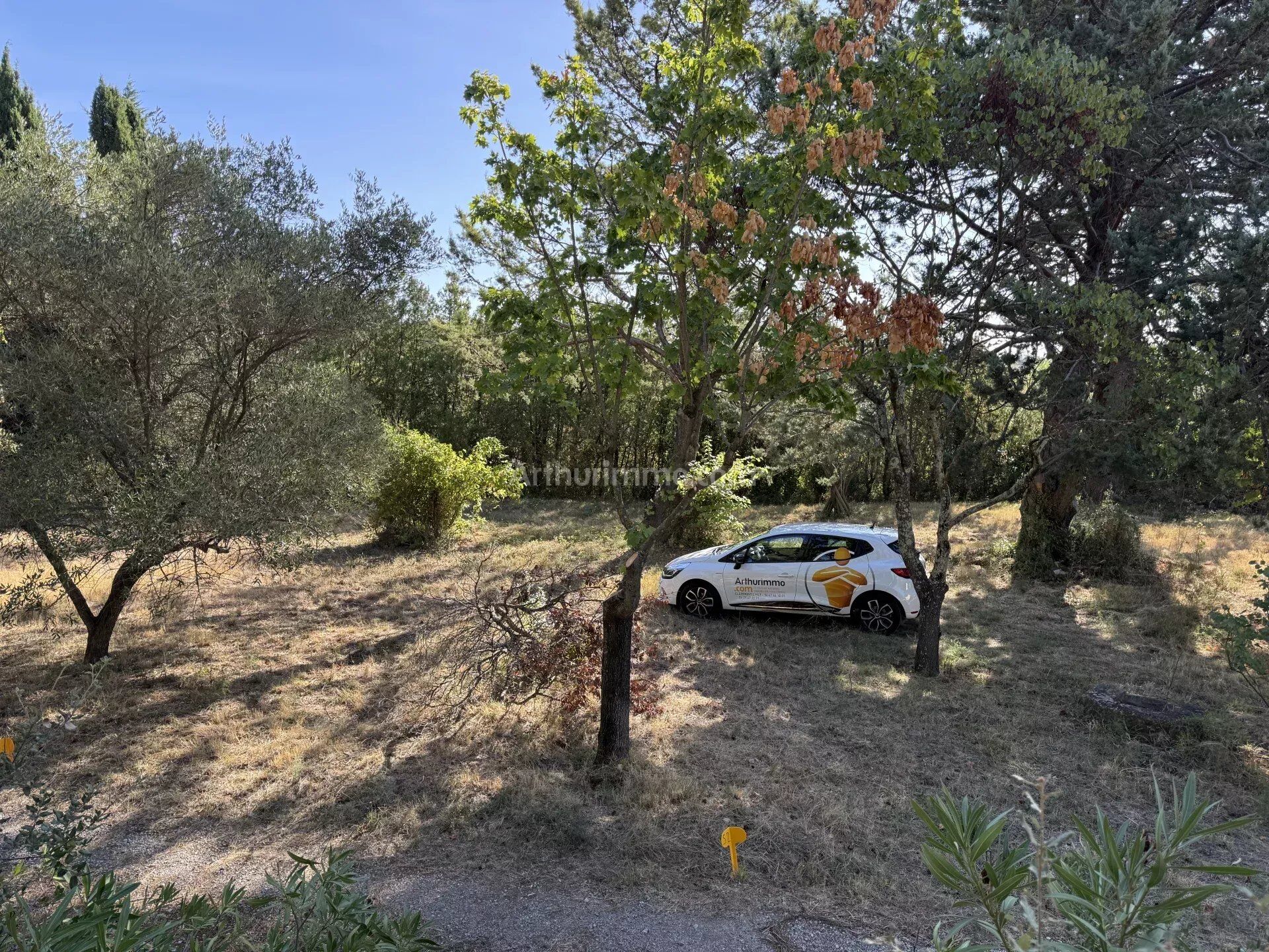Vente Terrain 620 m2 à Nébian · 125 000 €