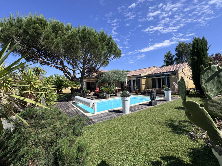 Villa de plain pied avec piscine — photo 1
