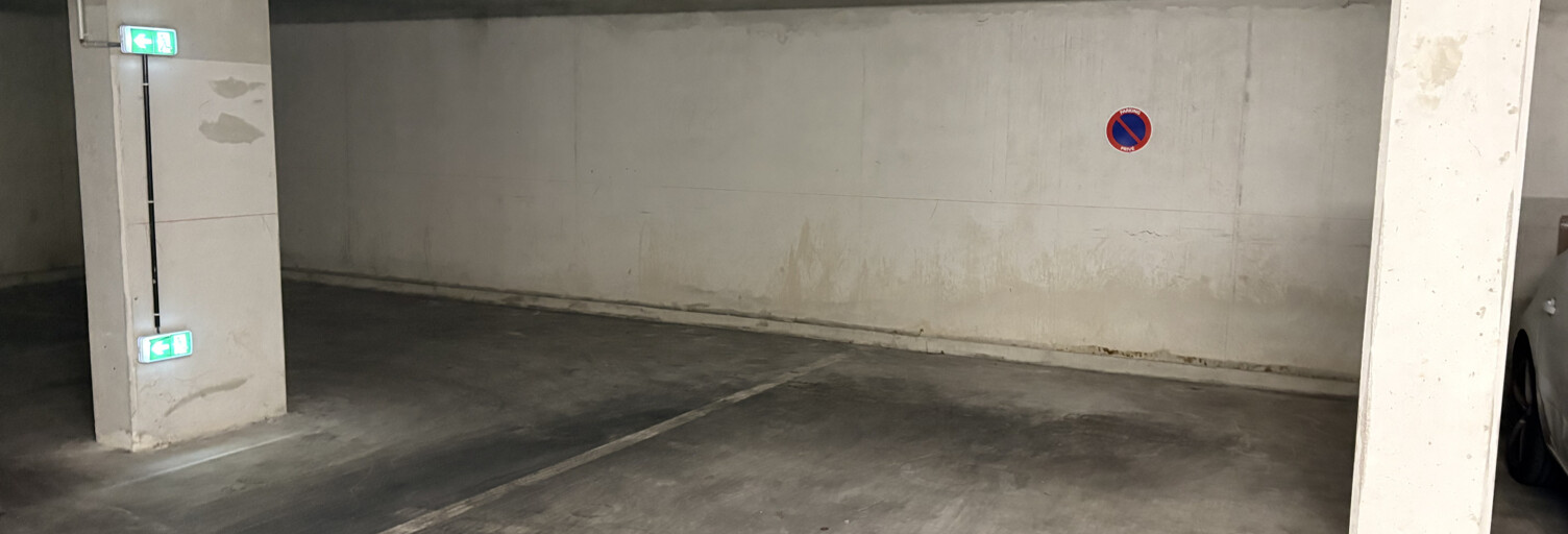 Garage  15 m² à vendre à Marseille 8 (13008)