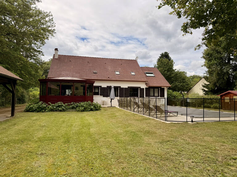 BOISMORAND - Maison de standing + piscine — photo 1