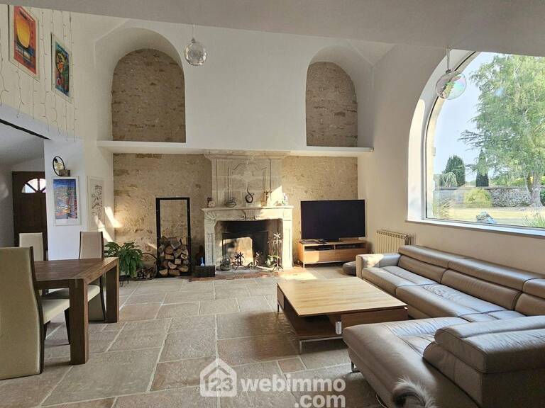 Maison - 273m² - Moigny-sur-École — photo 1