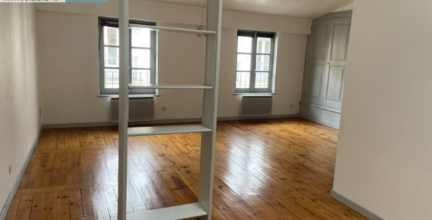 APPARTEMENT F2 51 M2 CENTRE VILLE — photo 1