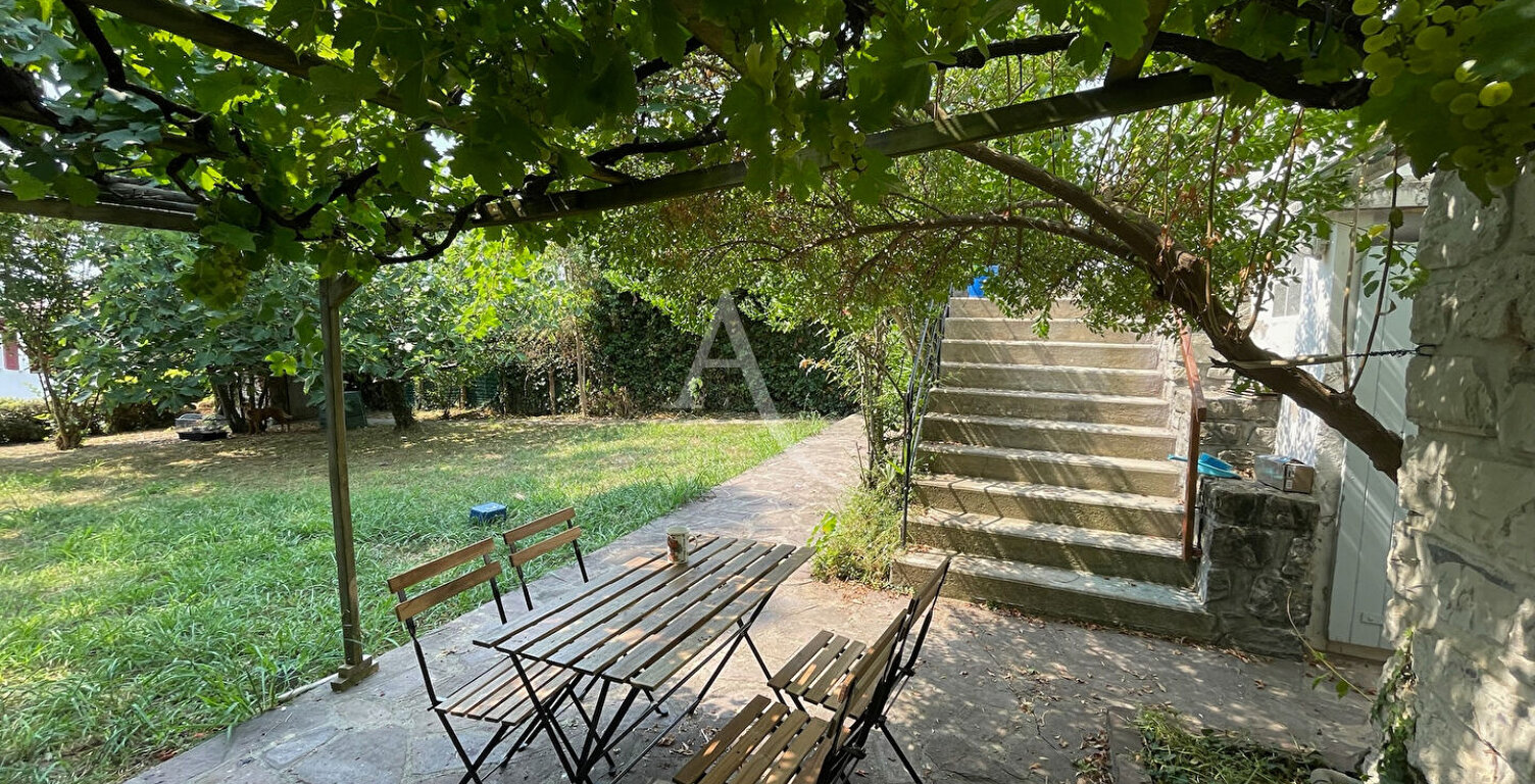 Appartement Saint Jean De Luz 4 pièces  82.20 m2 — photo 1
