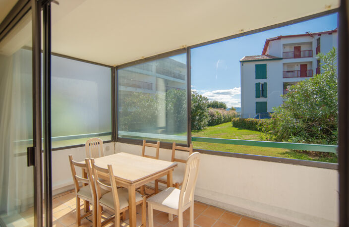 Grand T2 coeur de plage, terrasse, parking. — photo 2