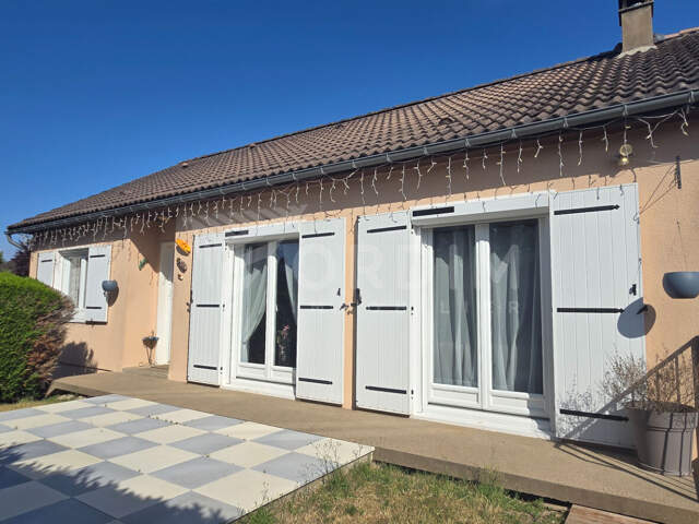 Pavillon tout confort sur sous-sol - 3 chambres - Terrain clos sans vis-à-vis — photo du bien