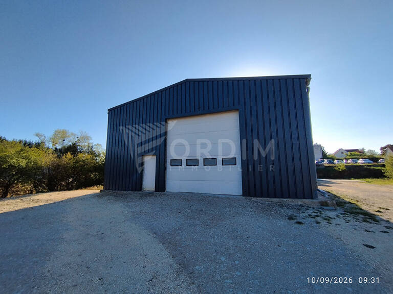 SAINT GEORGES SUR BAULCHE - LOCAL COMMERCIAL OU D'ACTIVITE DE 120M² — photo 1