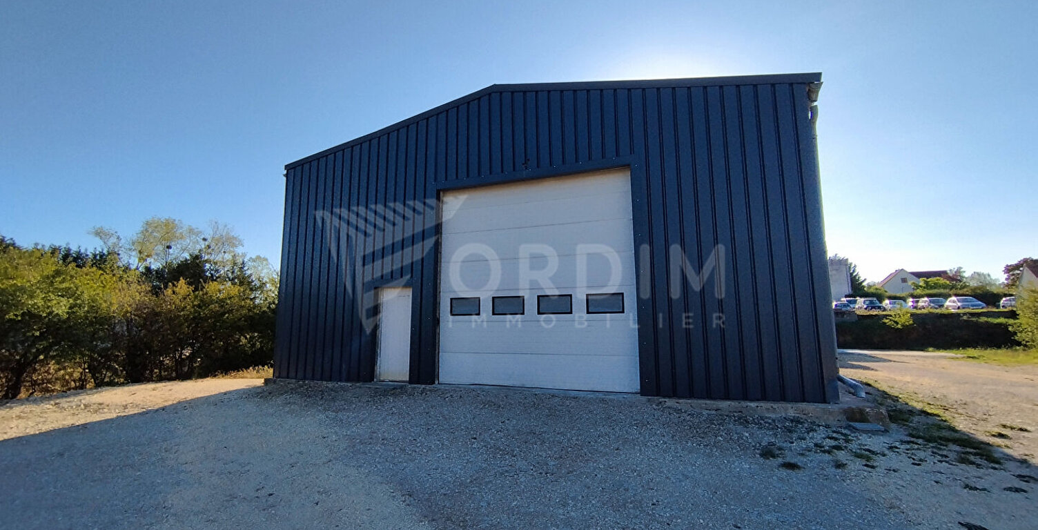 SAINT GEORGES SUR BAULCHE - LOCAL COMMERCIAL OU D'ACTIVITE DE 120M² — photo 1