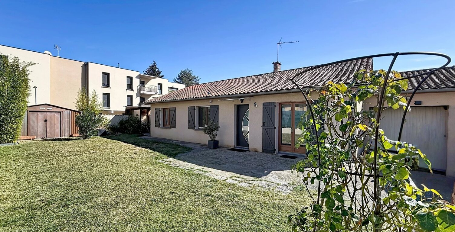 Maison de plain-pied - Saint-Georges-de-Reneins — photo 1