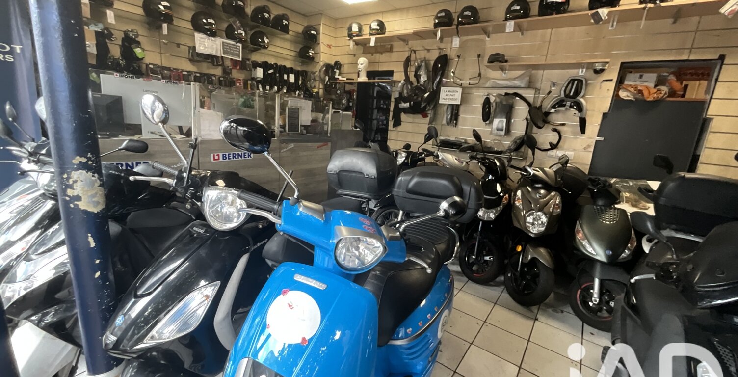 Vente Garage, Station-service 150 m&sup2; — photo 1