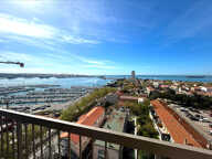 A LOUER - APPARTEMENT T2 VUE MER - Balcon - Port-de-Bouc — photo 2