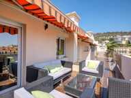 NICE LE PORT - SUPERBE TOIT-TERRASSE DE 4 PIÈCES — photo 2