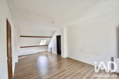 Maison 7 pièces 2300 €