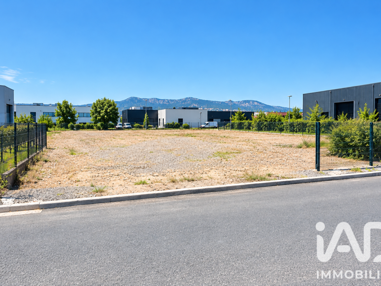 Vente Terrain 900 m&sup2; — photo 1