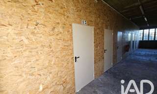 Commerce  950 m² à vendre à Saint-Aubin-du-Cormier (35140)