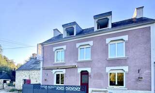 Maison 11 Pièces 250 m² à vendre à Lanvénégen (56320)