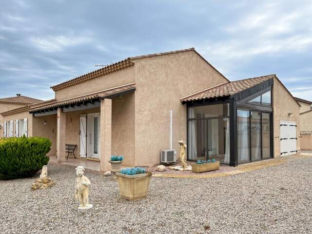 Vente maison de plan pied à Marseillan sur grande parcelle piscinable — photo du bien