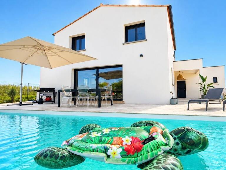 Vente maison contemporaine à Marseillan avec boulodrome et piscine au sel — photo 1