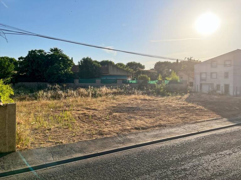 Vente terrain constructible à Marseillan d'environ 916m² viabilisé — photo 1