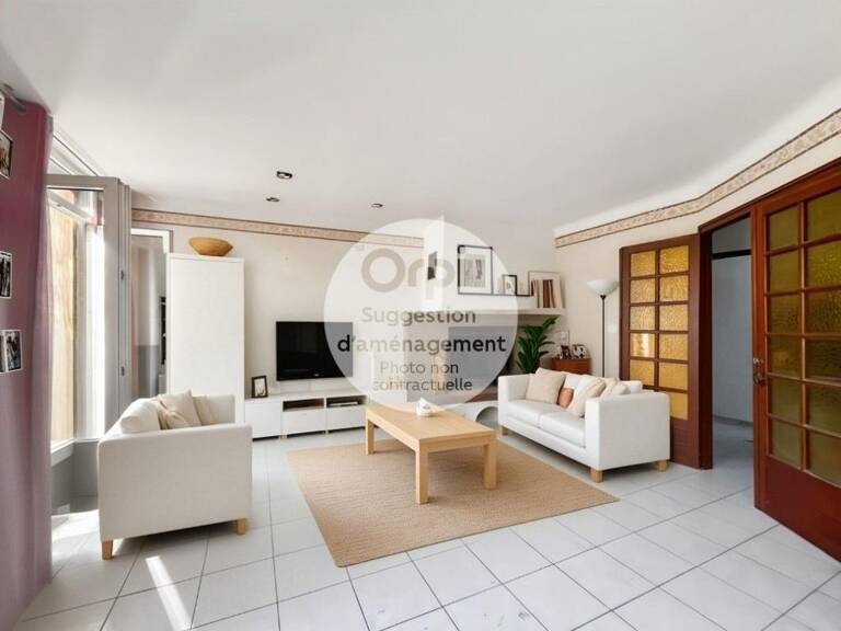 Vente immeuble à Marseillan avec appartement et locaux — photo 1