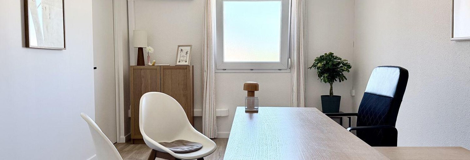 Bureau  17 m² à louer à Le Pradet (83220)