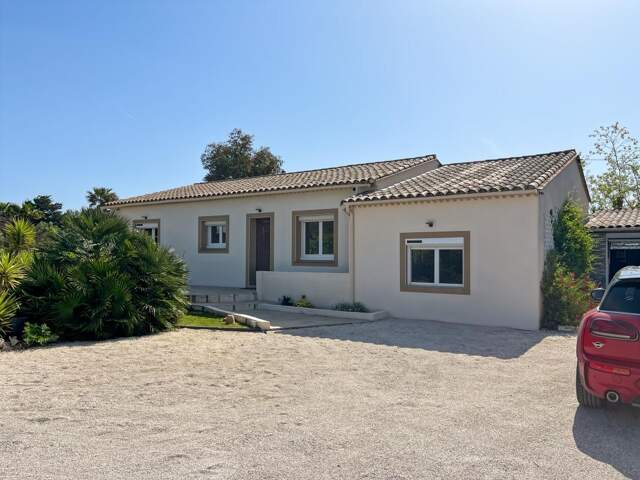 Vente maison plain pied à Marseillan Plage avec grand jardin et piscine — photo du bien