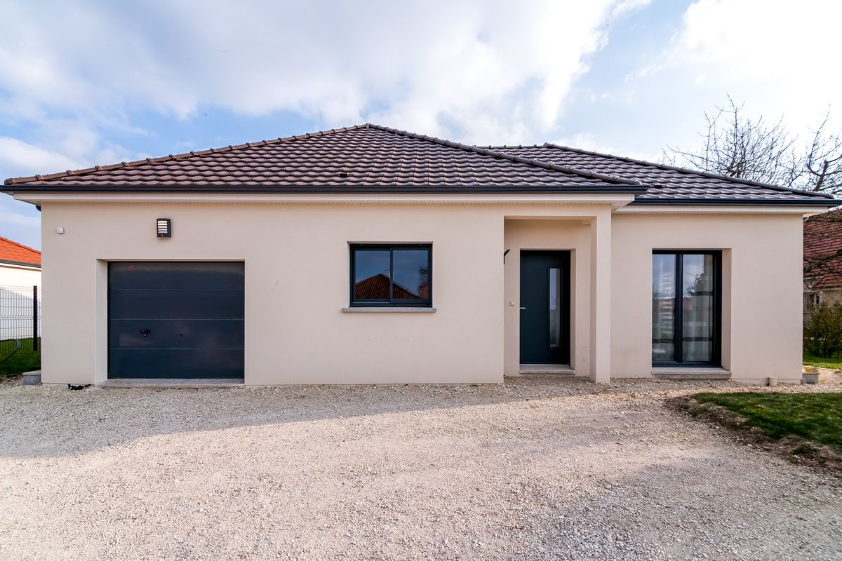 MAISON DE PLAIN-PIED – HUGLEVILLE-EN-CAUX