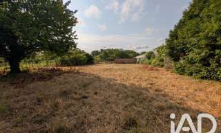 Terrain  752 m² à vendre à Surgères (17700)