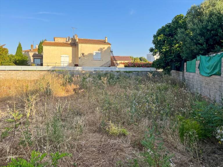 Vente terrain constructible à Marseillan d'environ 350m², non viabilisée — photo 1