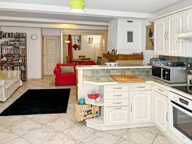 Vente grande maison de ville à Marseillan avec terrasse et appartement indépendant — photo 4