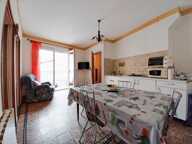 Vente maison de village à Marseillan avec garage, patio et beau potentiel d'aménagement — photo 4