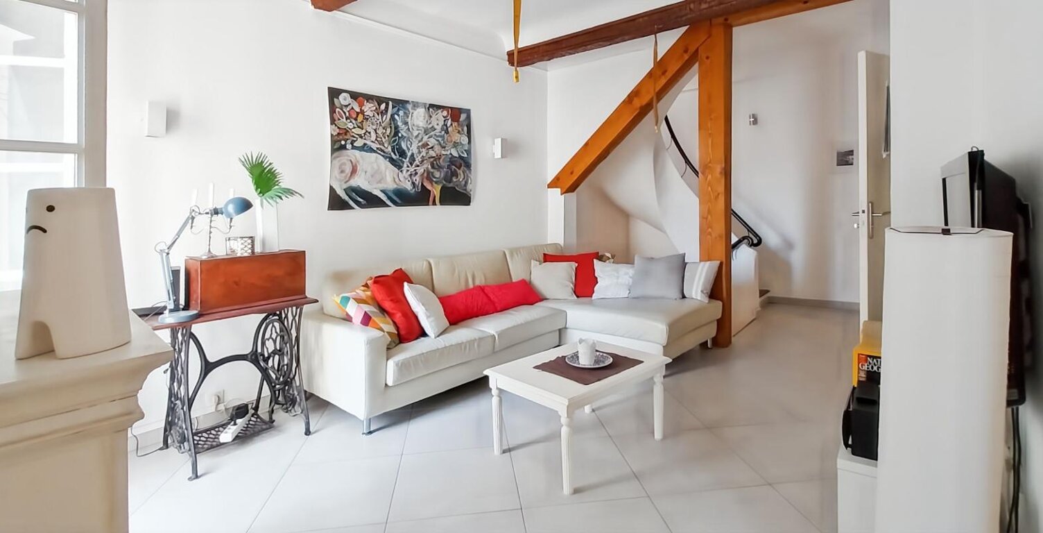 Maison de ville à Pomerols avec terrasse tropézienne — photo 1