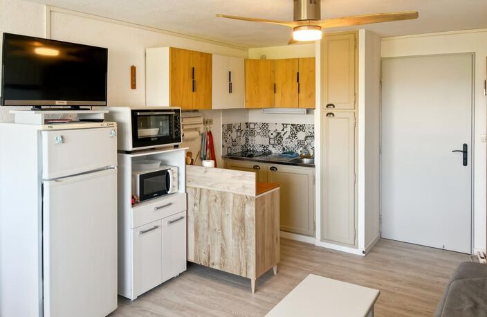 Vente studio cabine à Marseillan Plage avec loggia et parking — photo 3