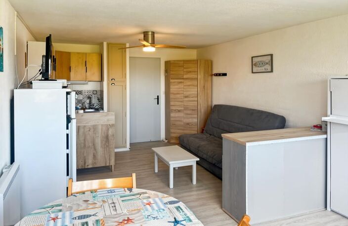 Vente studio cabine à Marseillan Plage avec loggia et parking — photo 4