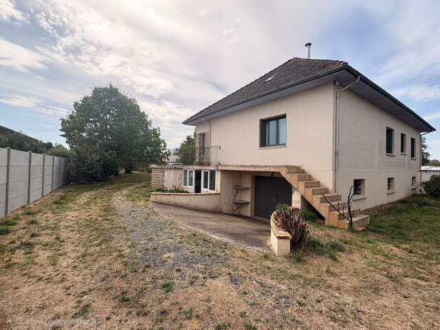 Maison 7 pièces 100 m² à Pierrefitte-sur-Loire — photo du bien