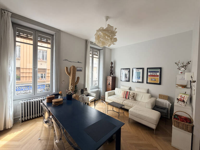 LYON 7 SAXE GAMBETTA APPARTEMENT TYPE 3 DE 50M2 CLIMATISE AV — photo 1