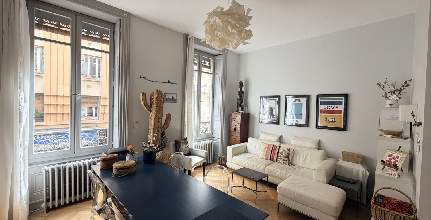 LYON 7 SAXE GAMBETTA APPARTEMENT TYPE 3 DE 50M2 CLIMATISE AV — photo 1